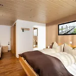 Haus Gafrina 3*