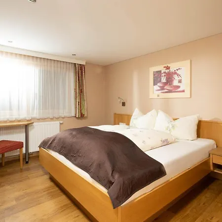 Haus Gafrina Bed & Breakfast